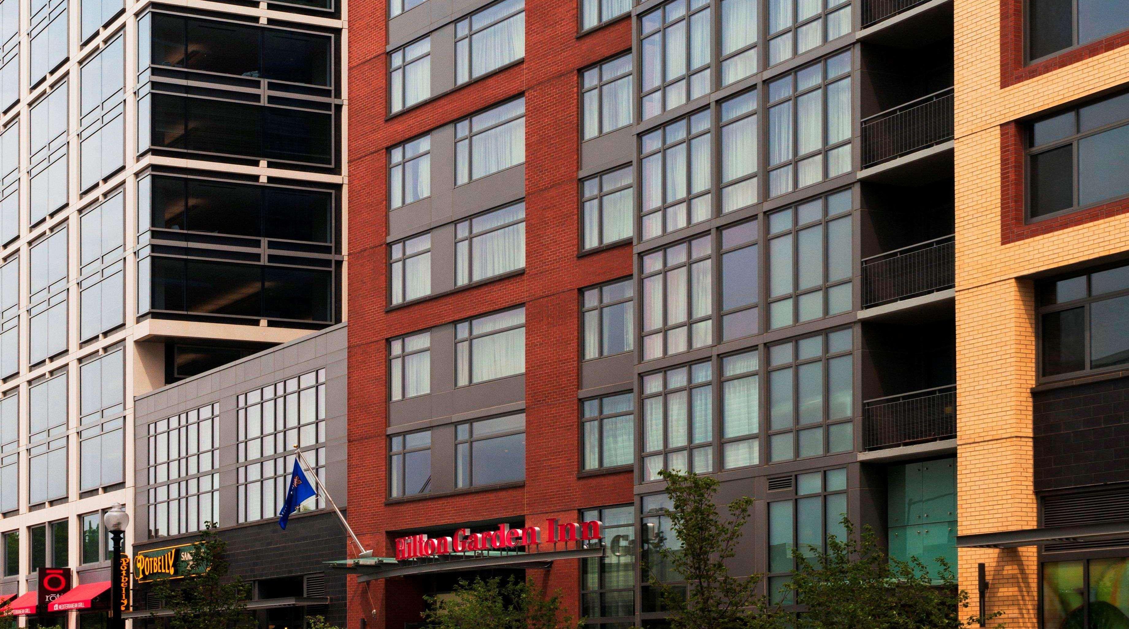 Hilton Garden Inn Washington D.C./U.S. Capitol Exterior photo