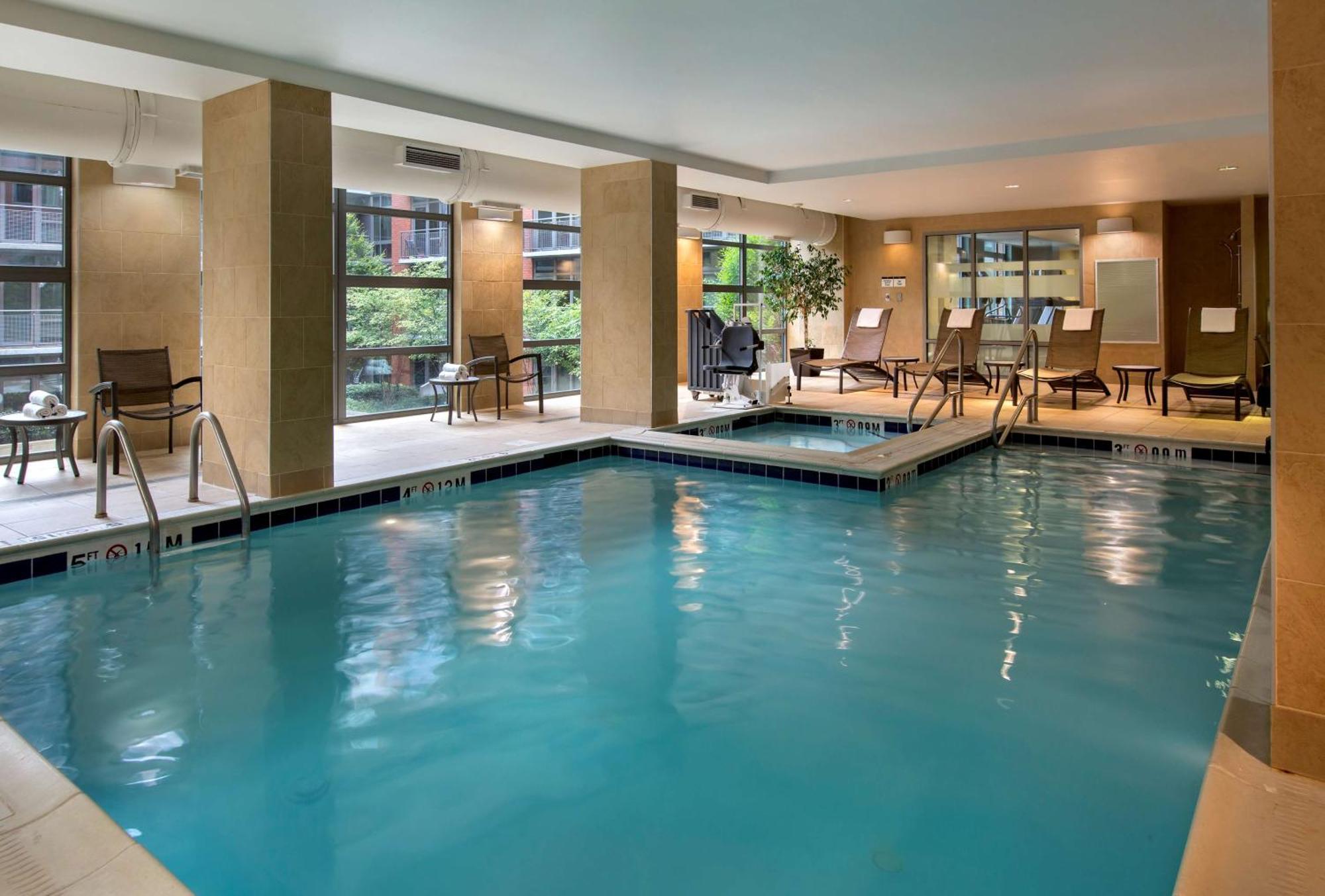 Hilton Garden Inn Washington D.C./U.S. Capitol Exterior photo