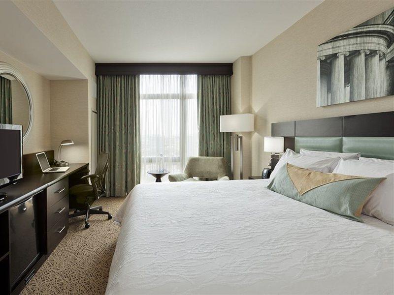 Hilton Garden Inn Washington D.C./U.S. Capitol Exterior photo